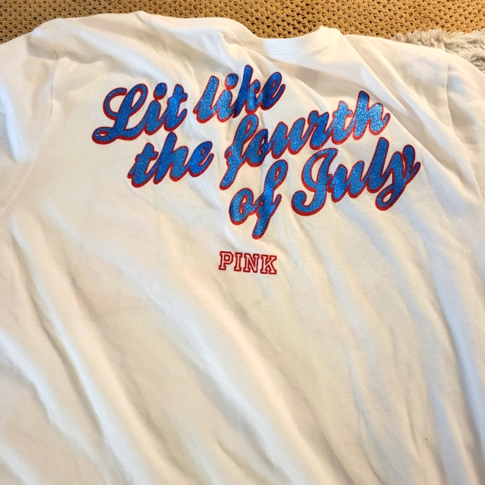 PINK VS Large USA tee